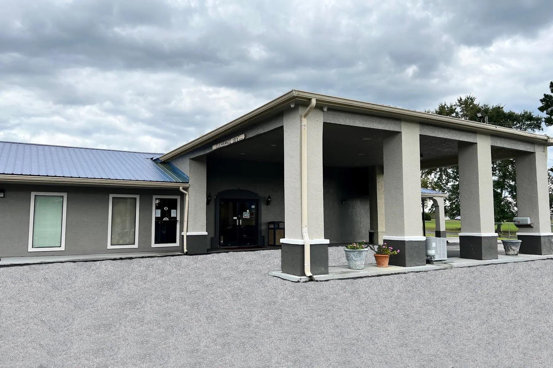 Days Inn By Wyndham Defuniak Springs Εξωτερικό φωτογραφία